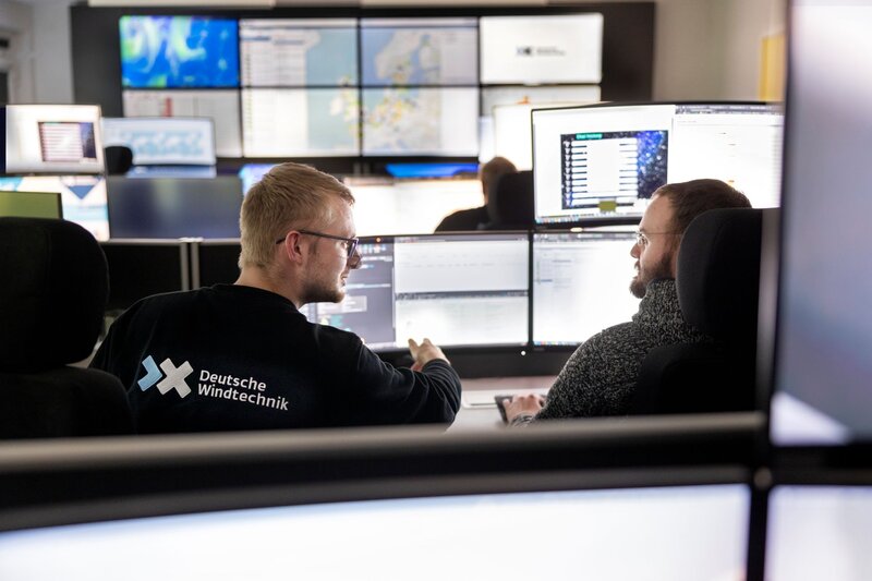 Centre de supervision indépendant des fabricants avec surveillance 24h/24
